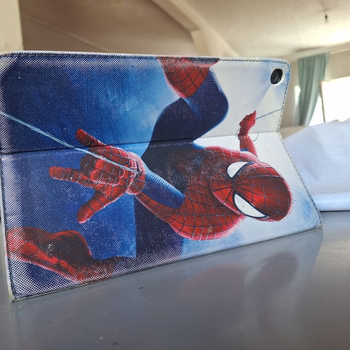 Планшет новый состаяние хорошо