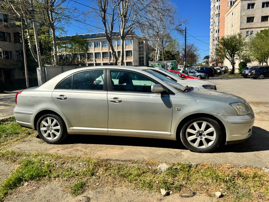Toyota Avensis 2005