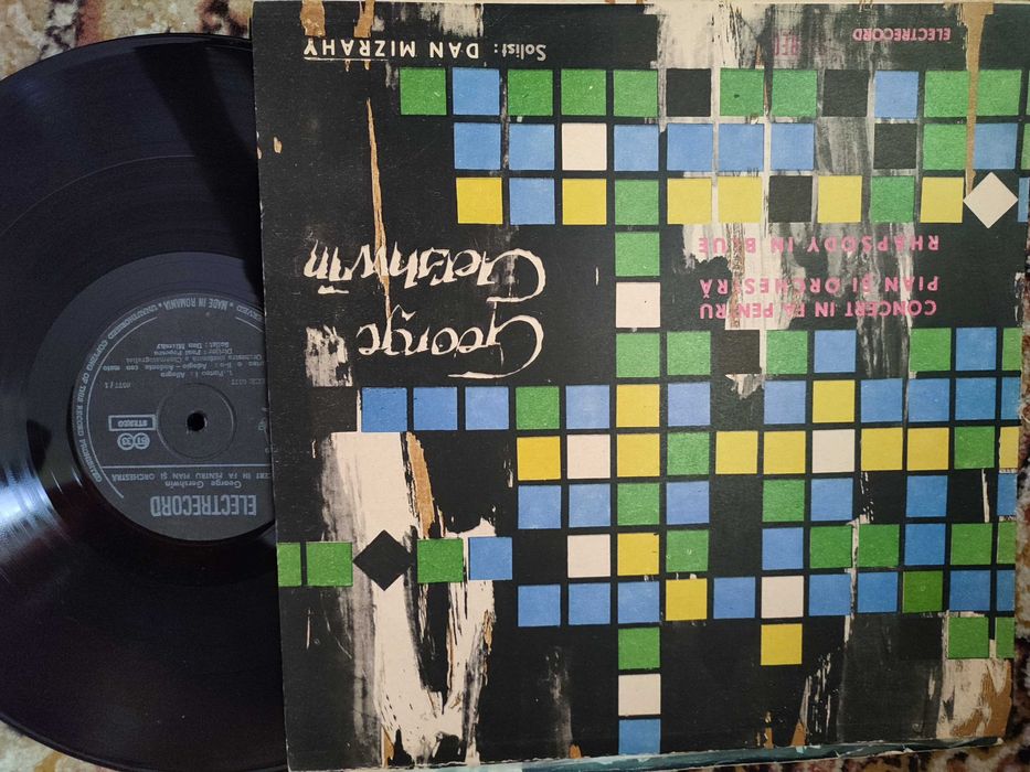 Vând discuri de vinil