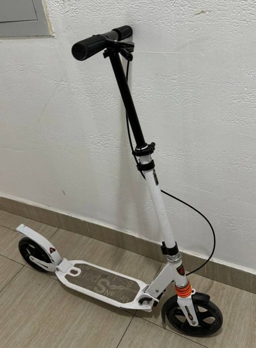 Продам самокат в отличном состоянии