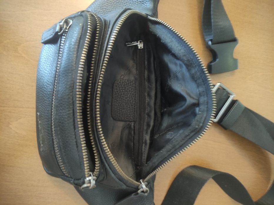 Продам кожаную сумку