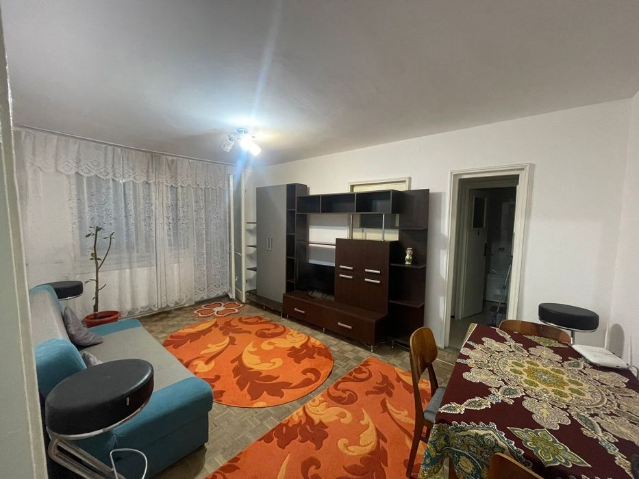 Închiriez apartament 2 camere, Micro 19