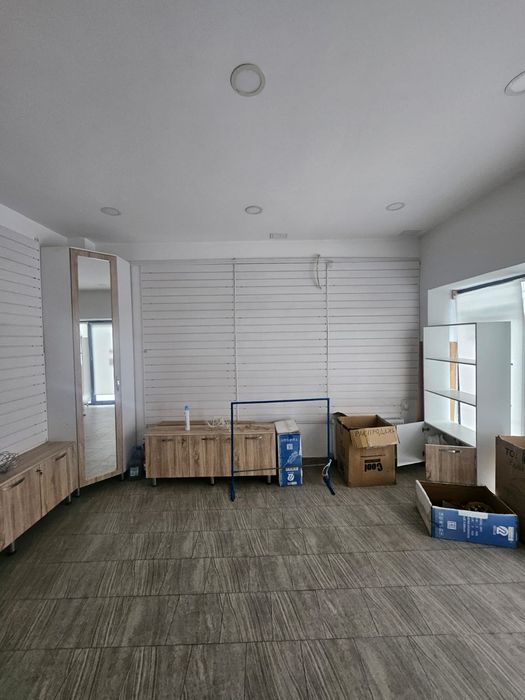 Мебель и торговое оборудование