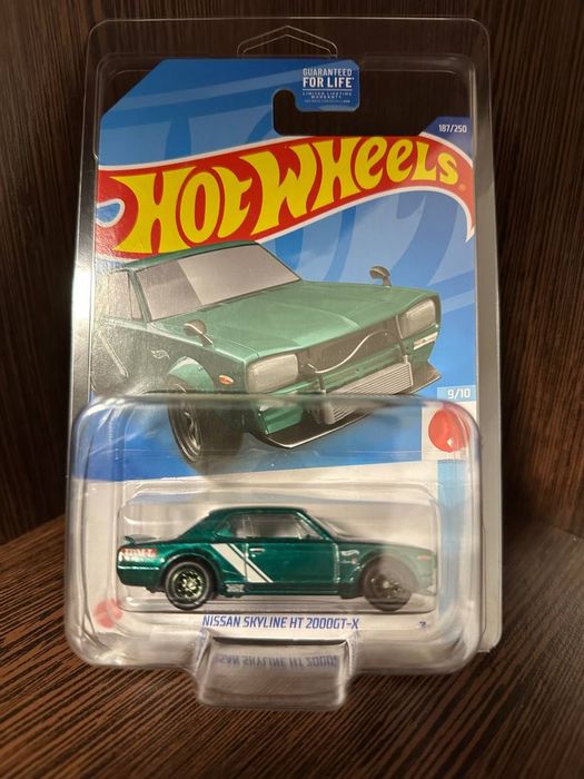 Hot Wheels Nissan Skyline HT 2000GT-X Super Treasure Hunt STH + protec