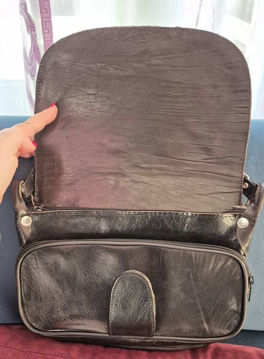 Дамска чанта от камилска кожа