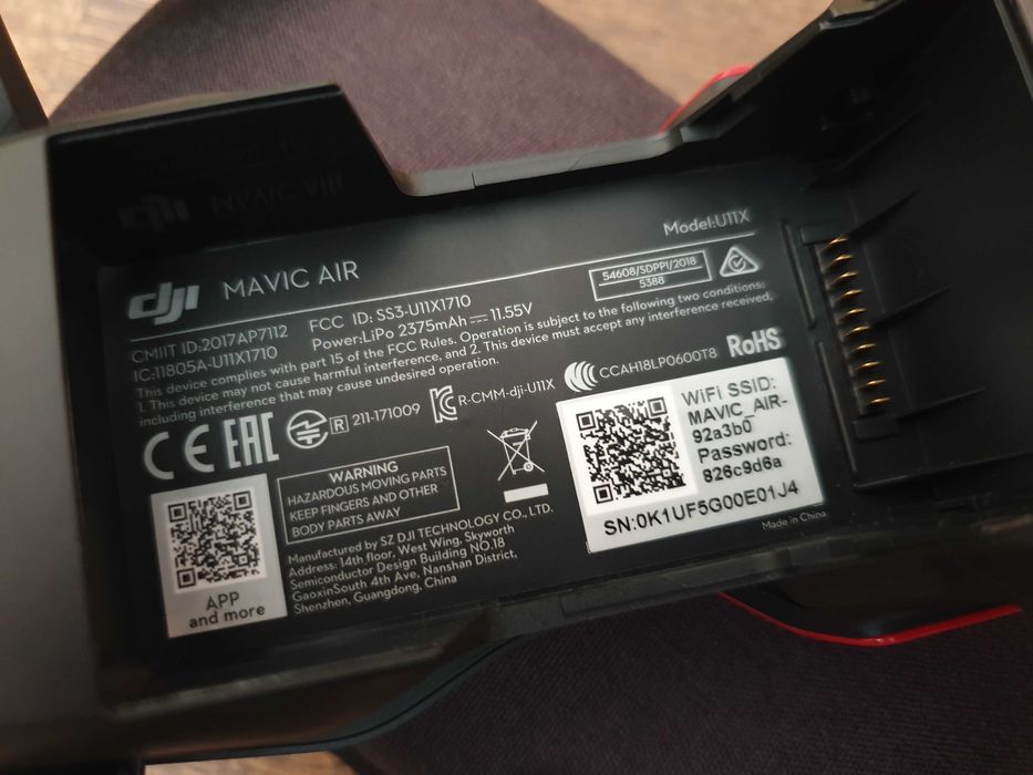 Дрон DJI Mavic Air, Model U11X, като нов, малко използван, 4K видео