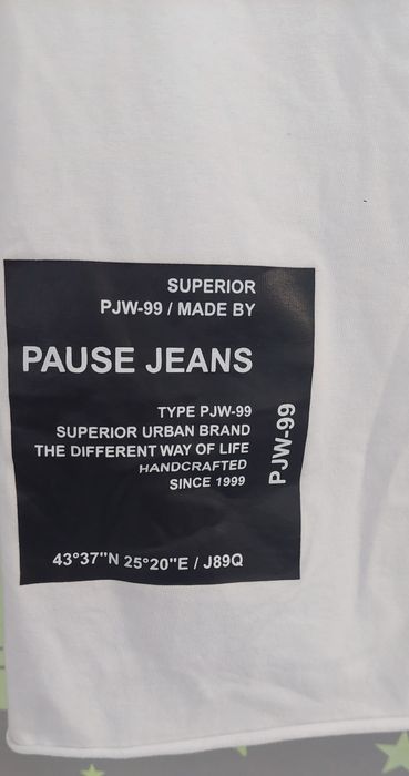 Нова тениска Pause Jeans,  размер С
