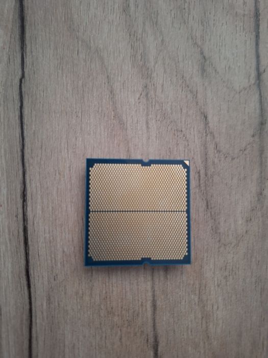 AMD Ryzen 5 9600x