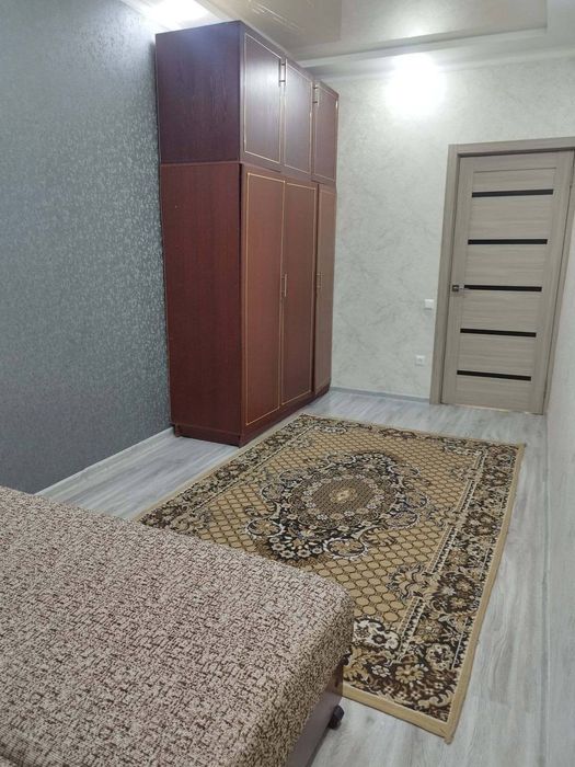 Чилонзор Новза метро якинида квартира арендага берилади