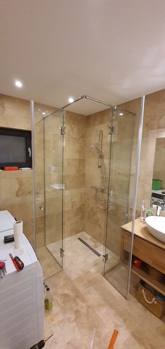 Sticlă securizată si oglinzi