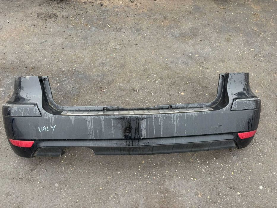Bara spate Volkswagen Tiguan an 2009