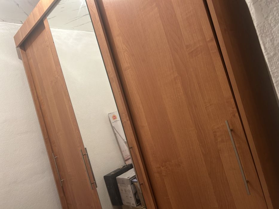 Продается шкаф купе