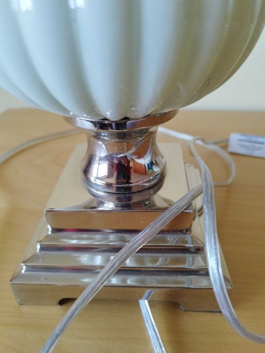 Laura Ashley  нощни лампи