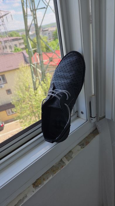 Pantofi barbati casual  din piele perforata