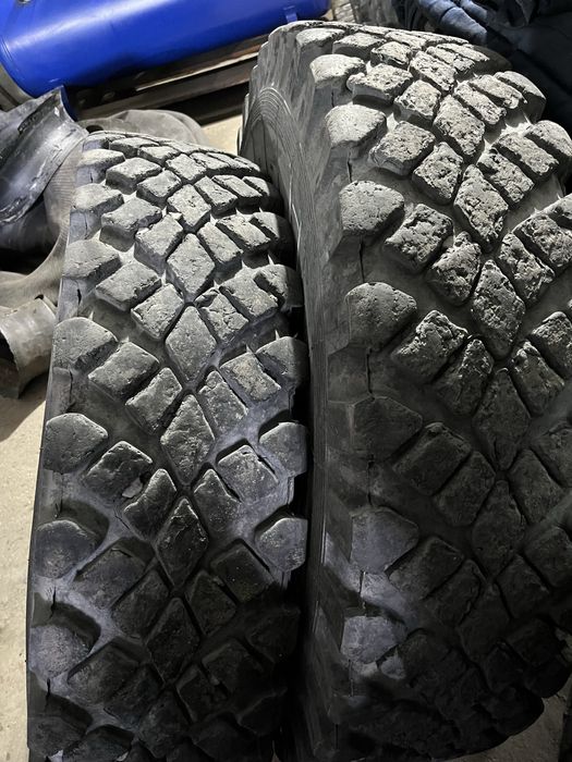 12.00R20 шины на кран, зил ,газ в отличном состоянии