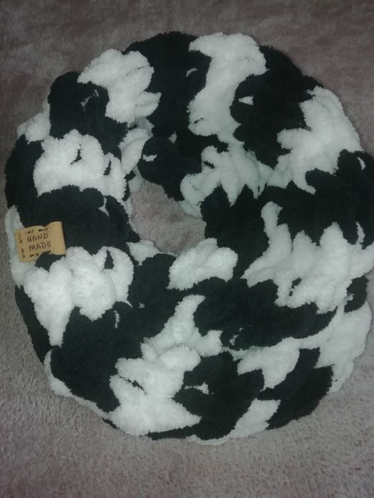 Плетен Шал тип яка, от прежда Ализе Пуфи