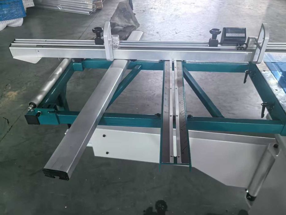 Циркуляр 2,20 - 6950 лв