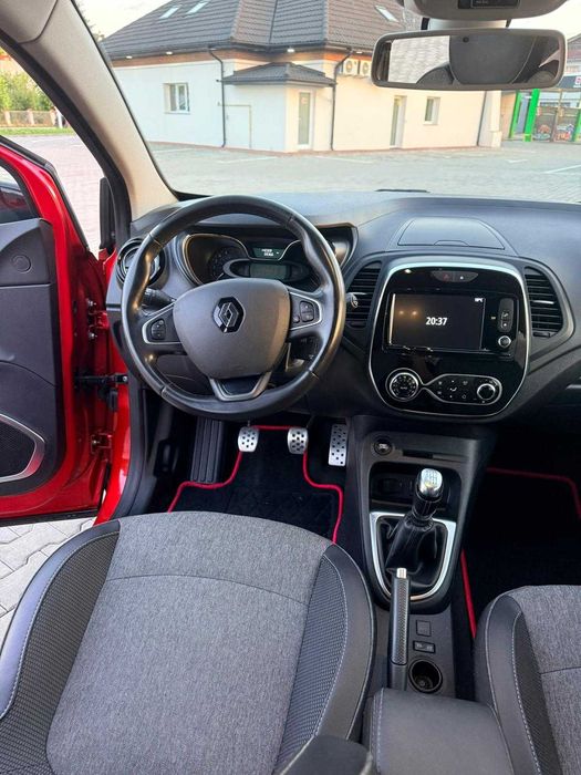 2018 Renault Captur S 1.3 TCe 150 CP Intens Manual Euro 6b