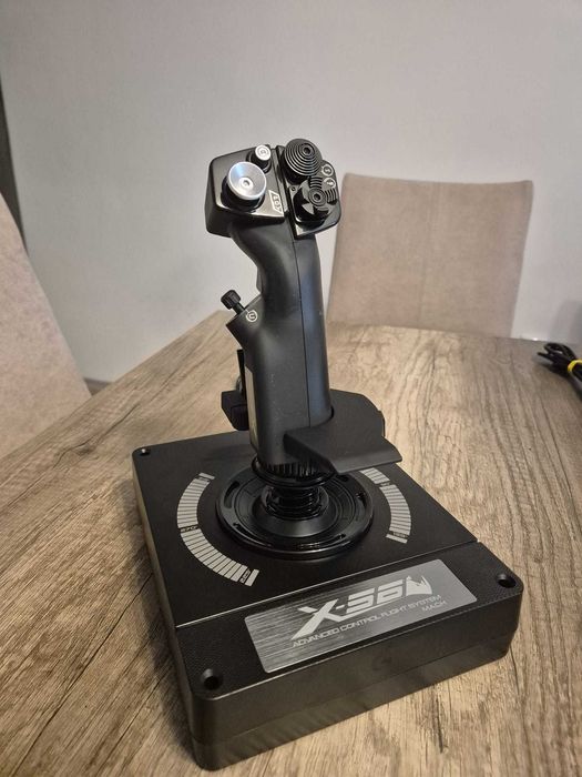 Joystick Logitech Saitek Pro Flight X56 H.O.T.A.S., negru, 18,5x22,5x26,6cm + THRUSTMASTER T.Flight Rudder Pedal (set complet)