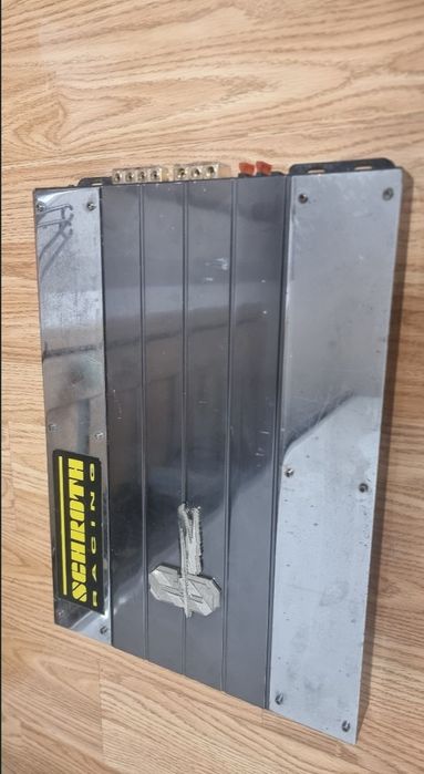 Bass statie auto