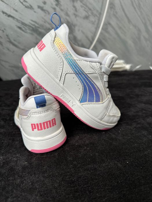 Детски кецове PUMA CAVEN 2 29размер(без забележки)