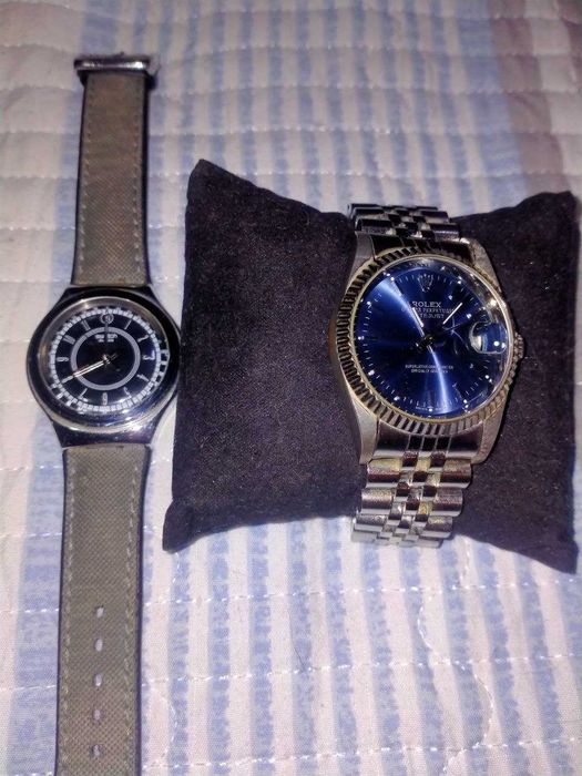 Продам стильные часы