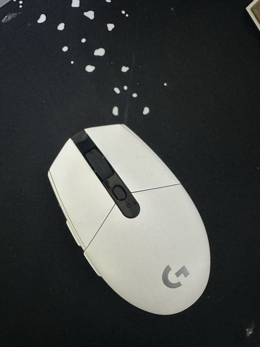 Продам мышку logitech G305