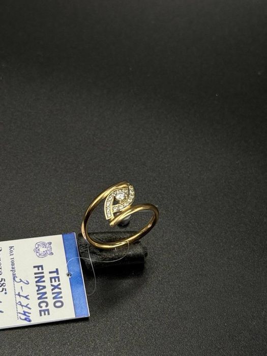 Золото Кольцо Масса: 1.1