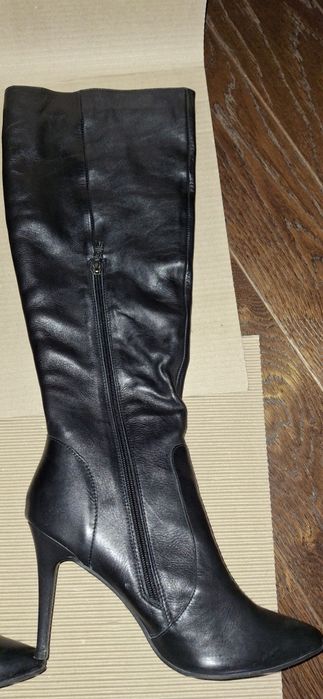 Дамски ботуши естествена кожа .