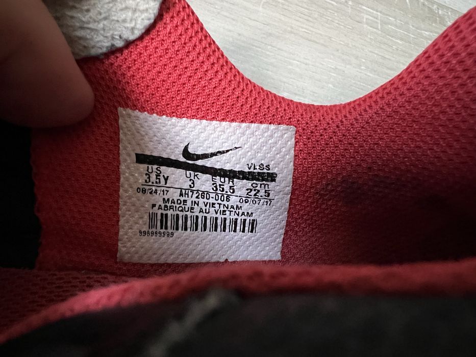 Футболни обувки Adidas и Nike 35.5