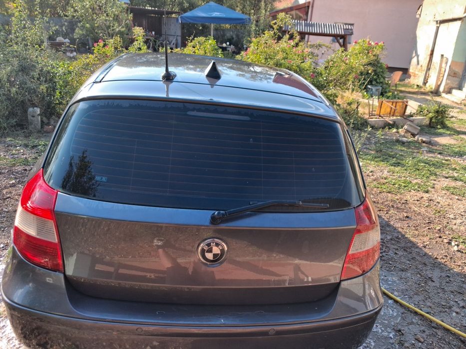 Bmw seria 1 e 87