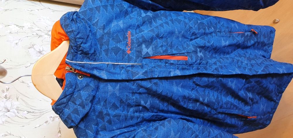 Продам подростковую куртку