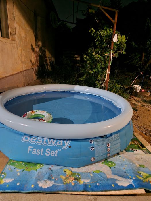 Бассейн,купания,камера для бассейна