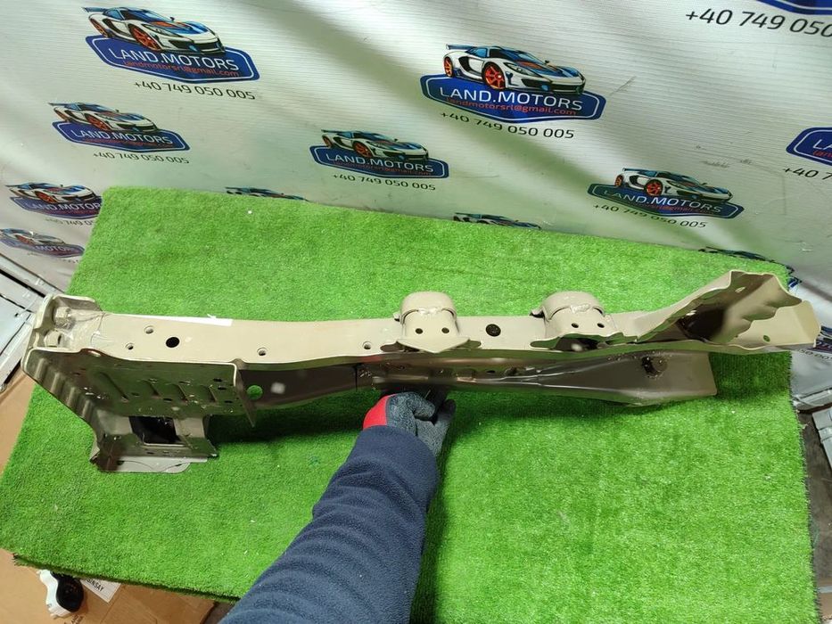 TRAVERSA INTARIRE PODEA SASIU TOYOTA COROLLA AURIS 2006-2013 COD OEM 57027-02020  (4D2)