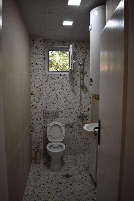 Дава се под наем Тристаен апартамент в Дупница - 90 кв.м за 229.5 € - Снимка #8