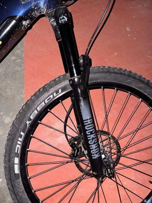 Bicicleta electrica Raymon FULL