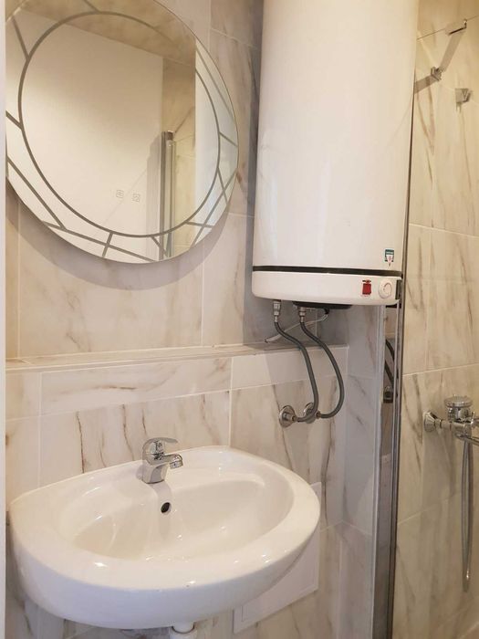 Дава се под наем Тристаен апартамент в Русе, Широк център - 78 кв.м за 87500 € - Снимка #15