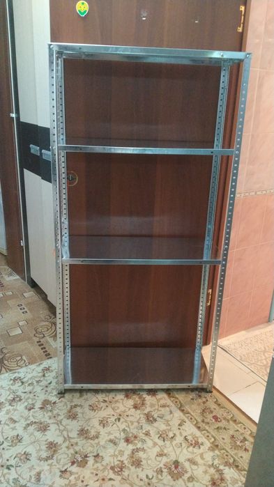 Стальная полка для дома или дачи