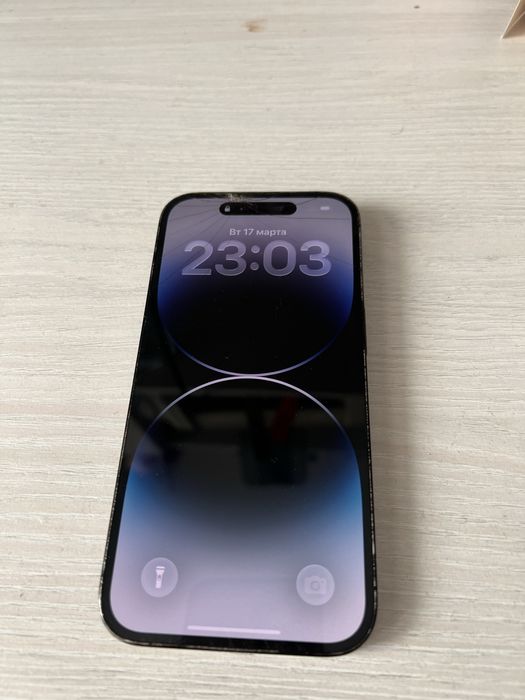 Продам Iphone 14 pro