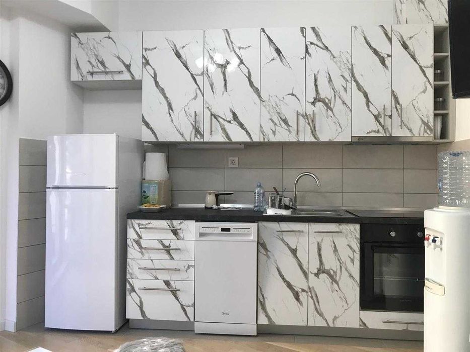 Дава се под наем Двустаен апартамент в Бургас, Братя Миладинови - 54 кв.м за 193.8 € - Снимка #1