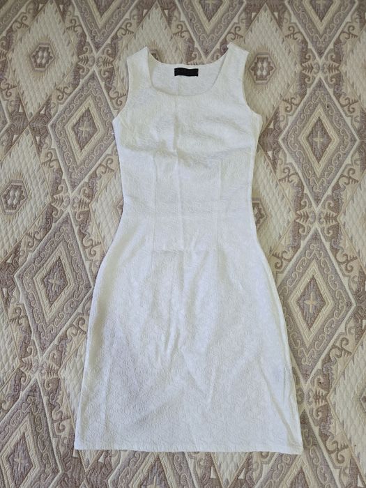 Продам платье, размер xs