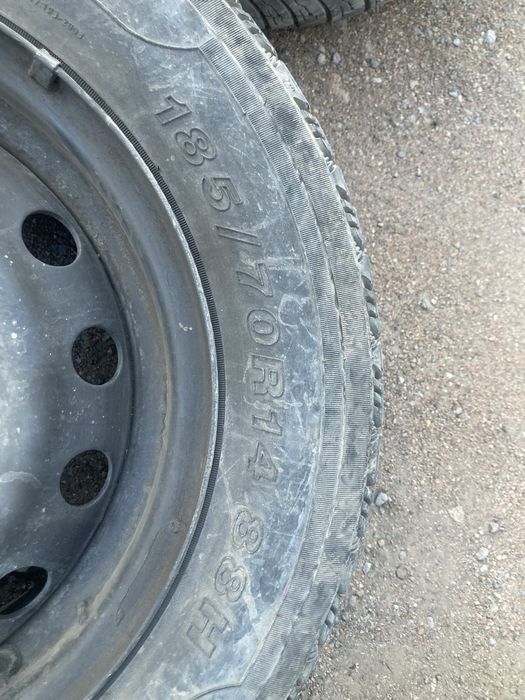 Продам колеса с дисками летний на 14