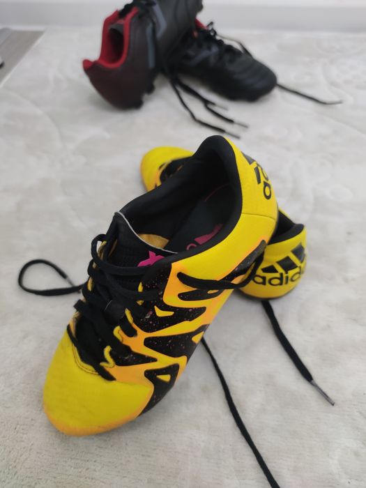 Естествена кожа Футболни бутонки Adidas р-р 31, 32, 33