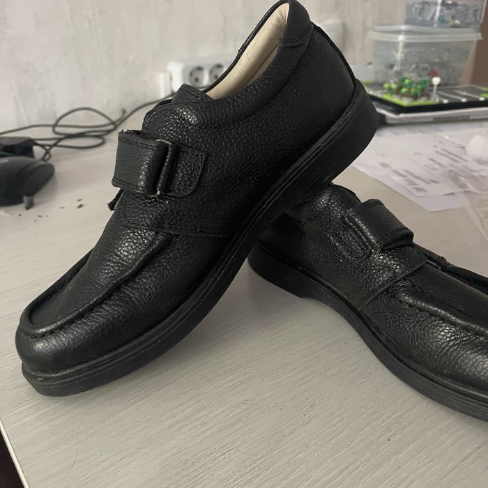 Продам туфли для школы