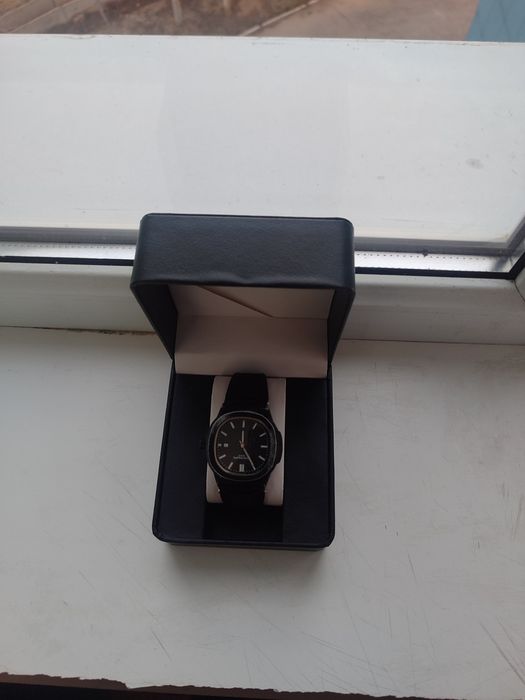 Продам часы  от бренда PATEK PHILIPPE GENEVE оригинальные за 10000