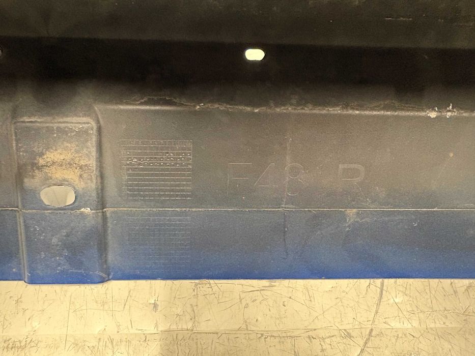 Десен Праг БМВ Ф48 М-Пакет 8067688 8059870 BMW F48 Estoril-Blau Metallic