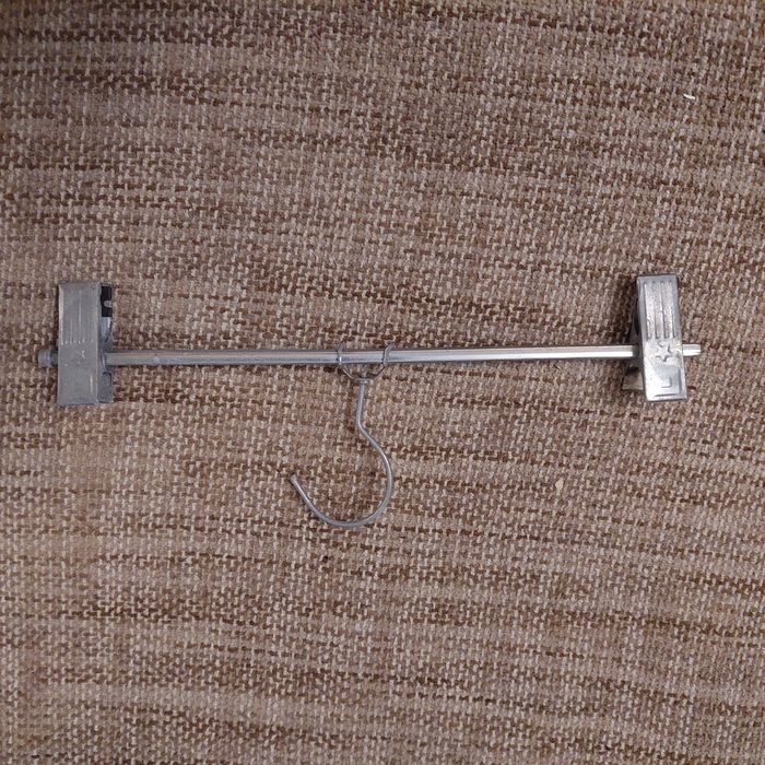 Продам вешалки. Цена 100тг.