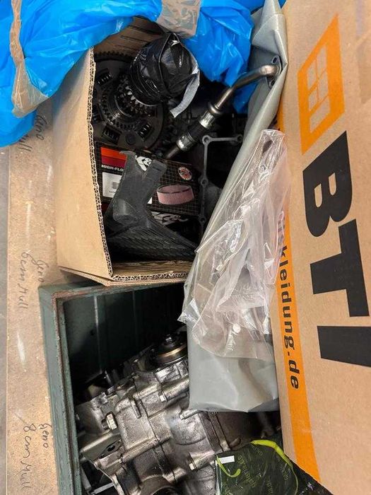 Suzuki gsxr1000 k7- k8 двигател на части