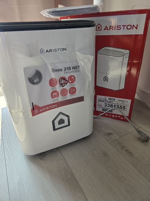 Dezumidificator Ariston Deos 21 S, 21L/24h, Wi-Fi, purificare aer