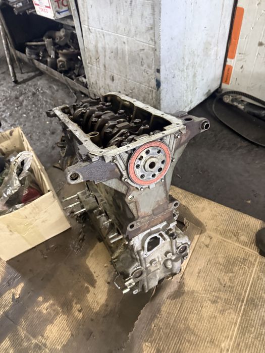 Продам двигатель от приора 126 движок